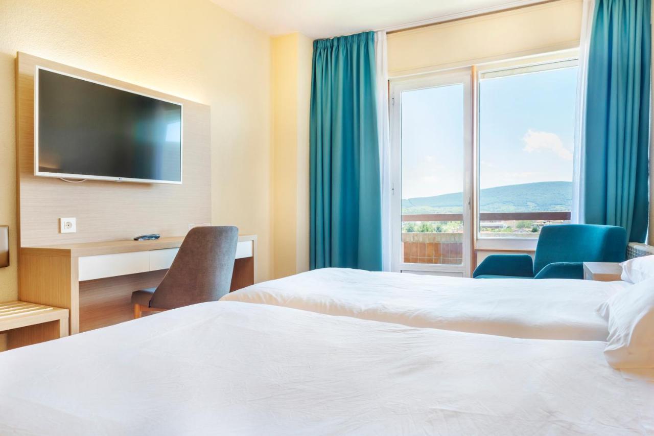 Hotel Vejo Reinosa Ngoại thất bức ảnh